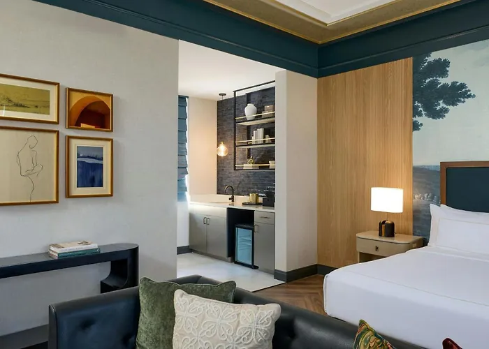 The Atterbury Hotel, Autograph Collection Hotel