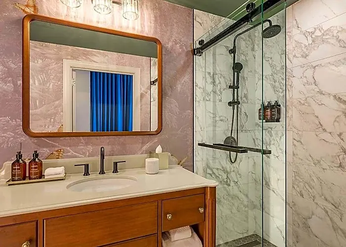 The Atterbury Hotel, Autograph Collection 4*